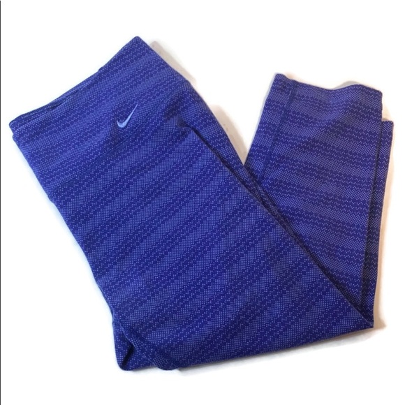Nike Pants - Nike Dr Fit Capri leggings size L. blue
